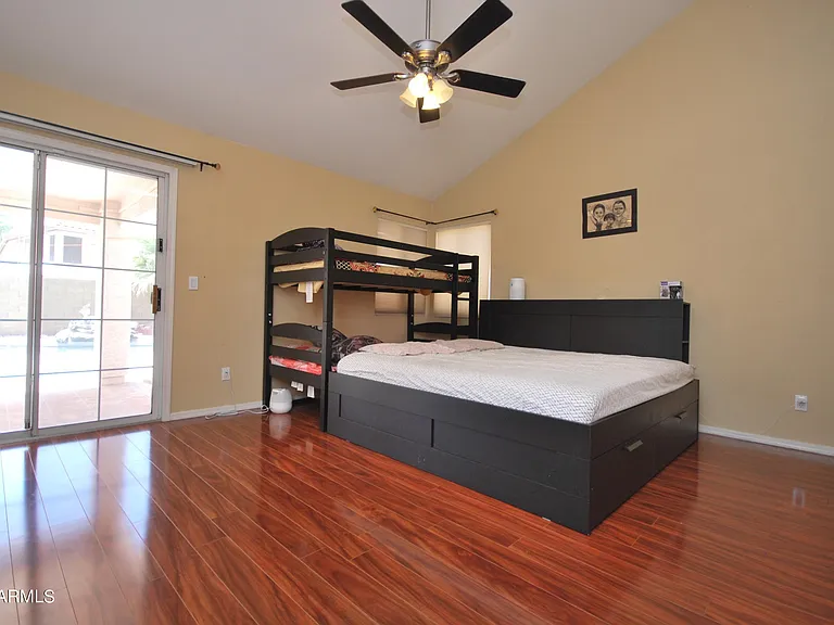 1227 E Glenhaven Dr — Photo 9
