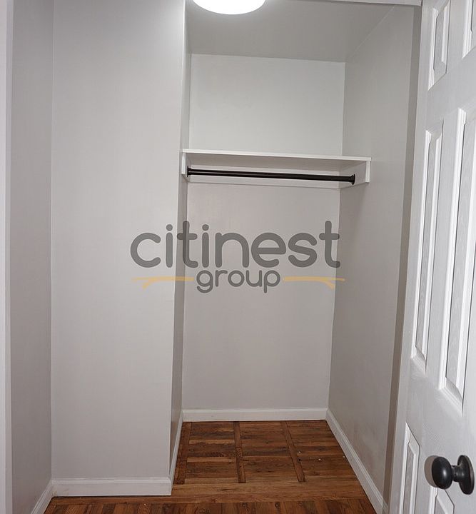 1st image of 520 4th Ave APT 1