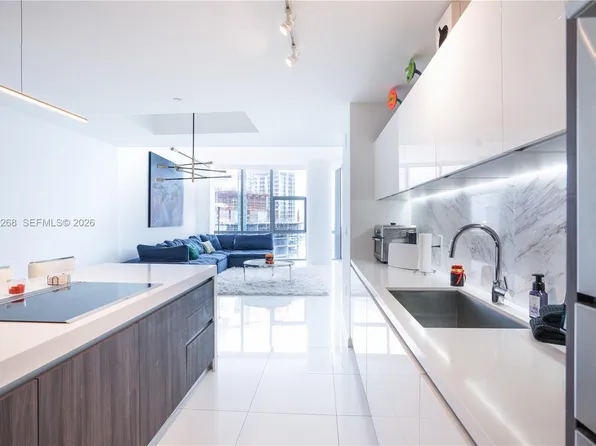 851 NE 1st Ave #2101, Miami, FL 33132