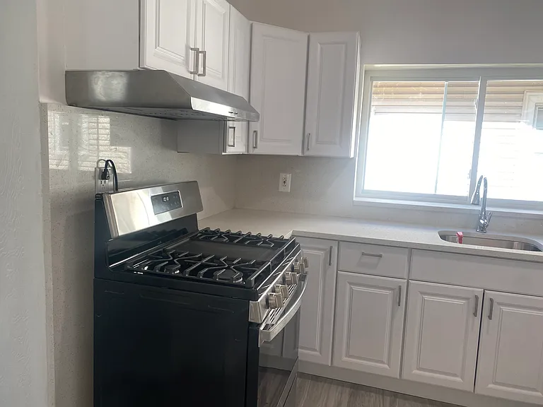 3124 Elder Ln — Photo 23