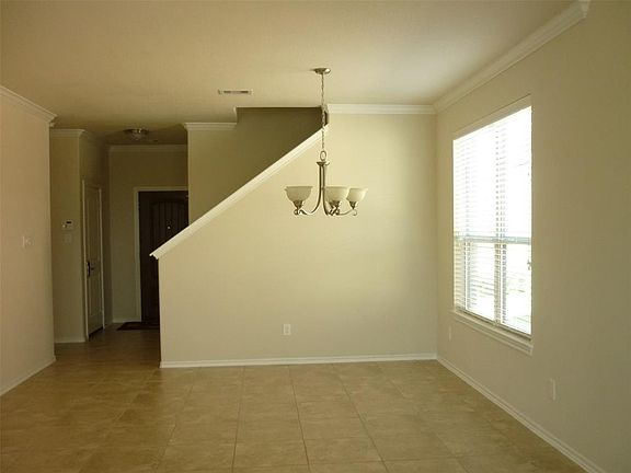 4th image of 18930 Bluestone Hollow Ln