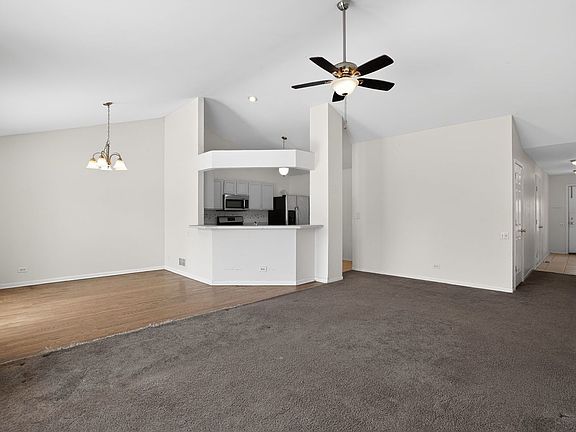 5th image of 2661 Stanton Cir