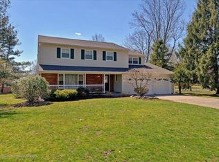 14 Oak Knoll Rd, Ocean, NJ 07712