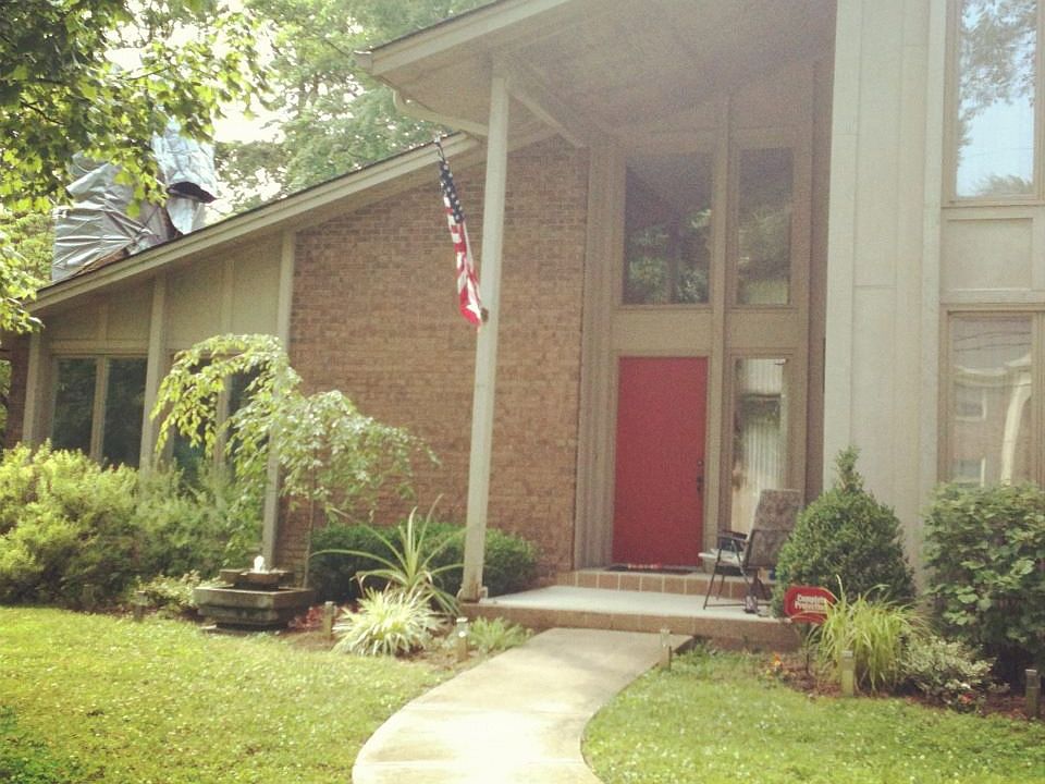 1st image of 3063 Ashley Dr