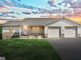 965 E Butter Rd, York, PA 17406