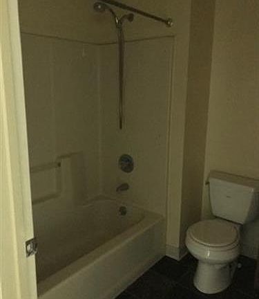 5th image of 3 Kenny Ln