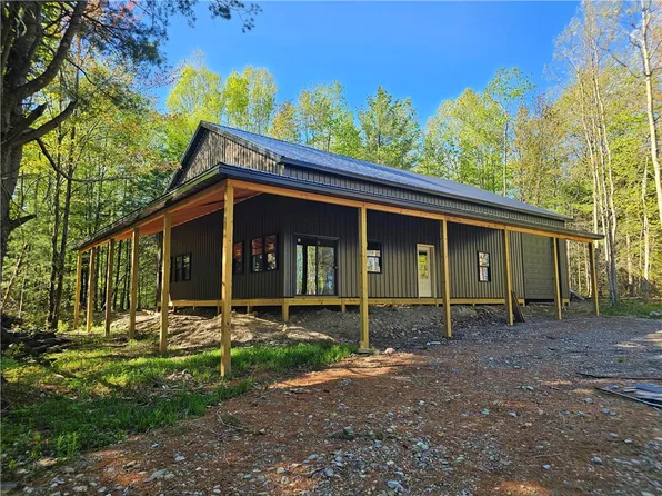 9593 Bull Hill Rd, Avoca, NY 14809