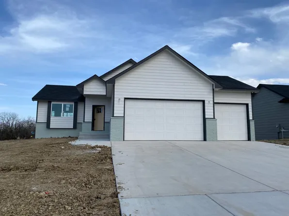 2126 S Chateau St, Wichita, KS 67207