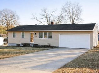 9405 E 70th Ter, Raytown, MO 64133