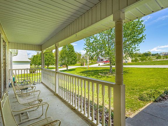 71 Robin Ann Ln. HD-52