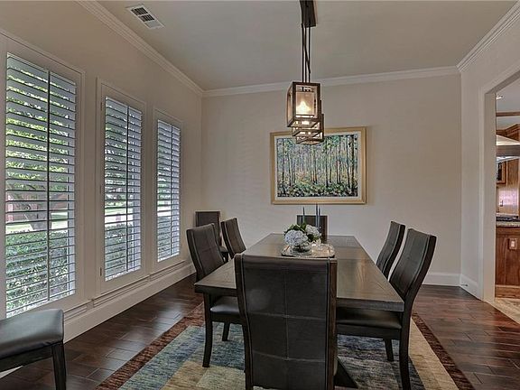 5th image of 3104 Sowell Dr
