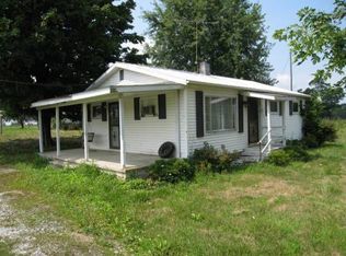 6930 Fair Ridge Rd, Hillsboro, OH 45133