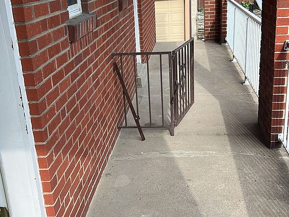 3rd image of 5025 Relleum Ave APT 2