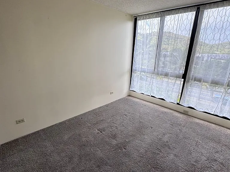 5070 Likini St #410 — Photo 4