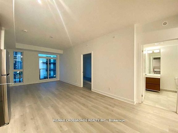 3rd image of 1709 Bur Oak Ave #307