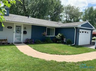 3115 Elmview Dr, Toledo, OH 43613