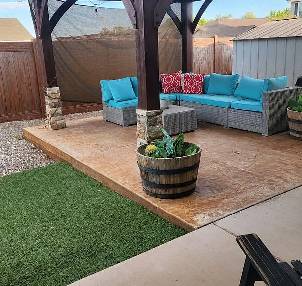 2701 Palo Pinto — Photo 23