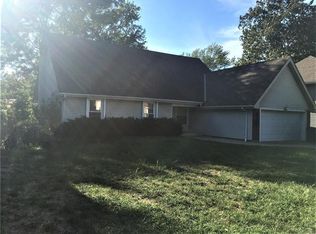 8208 Noland Rd, Lenexa, KS 66215