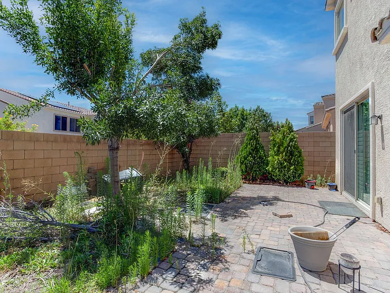 8040 Skye Falls St — Photo 35