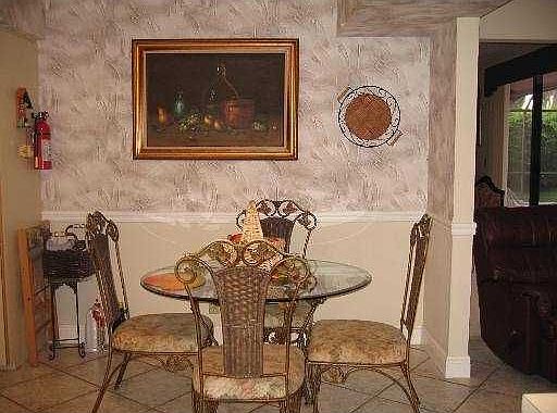 5th image of 2321 SW 23rd Cranbrook Dr