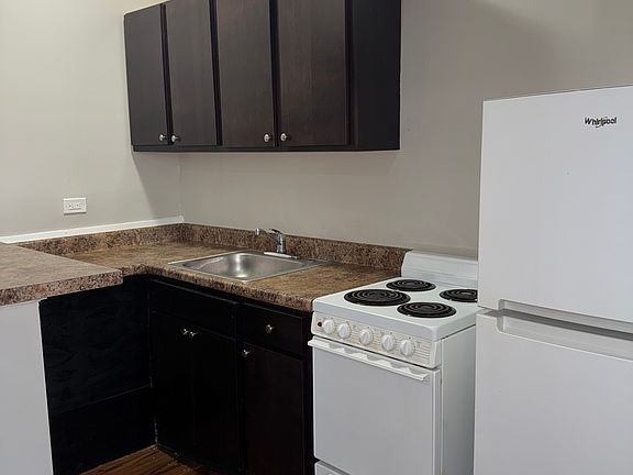 4th image of 6726-1 N Glenwood Ave #204
