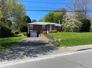 271 Pierpont Rd, Waterbury, CT 06705