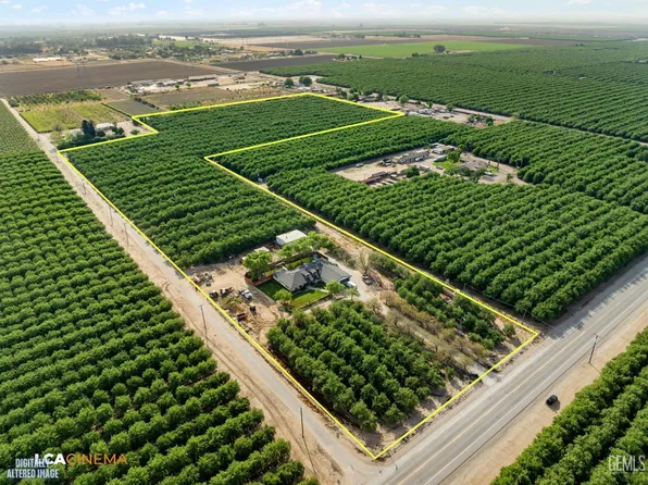 13728 Old River Rd, Bakersfield, CA 93311