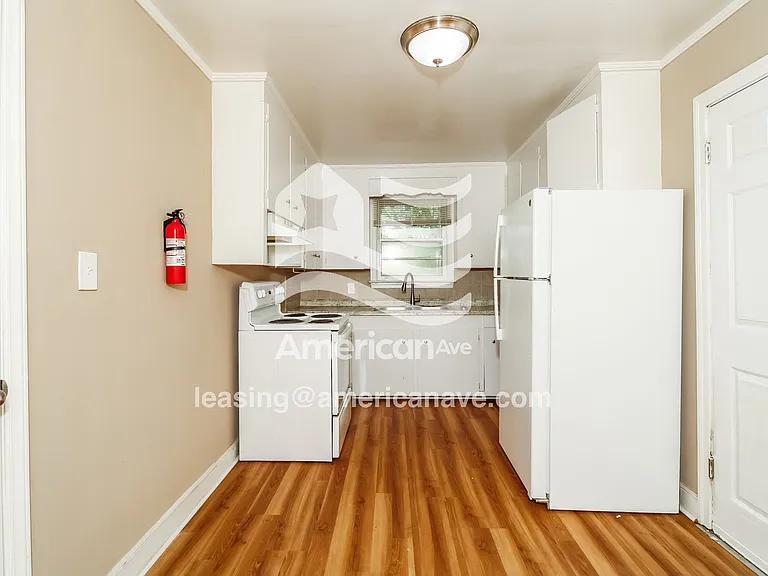 1630_006_dining_room_13913117.jpg