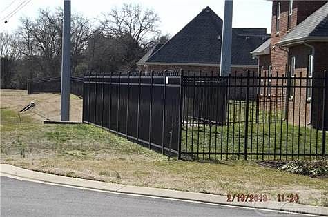3rd image of 3618 Sweetbriar Ave