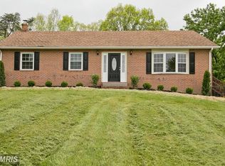1596 Chestnut Grove Rd, Winchester, VA 22603