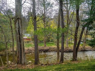 40 Brookside Dr UNIT 4, Brattleboro, VT 05301