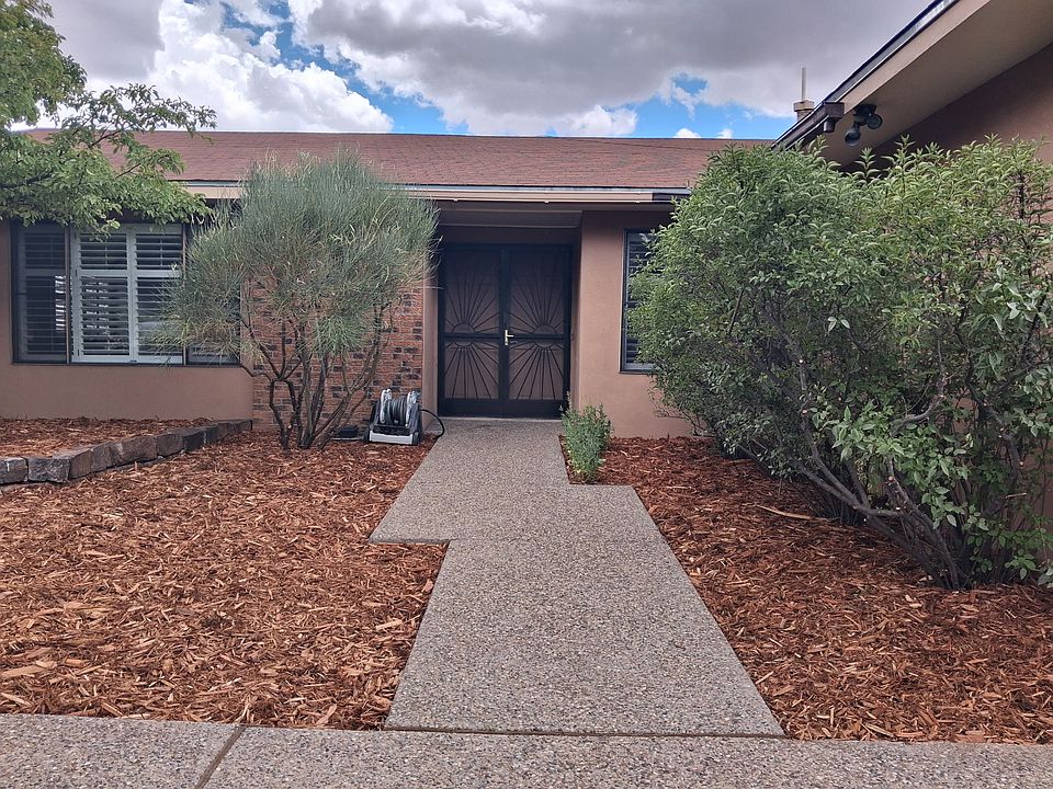 1st image of 2202 Brillante St