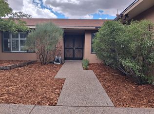 2202 Brillante St, Santa Fe, NM 87505