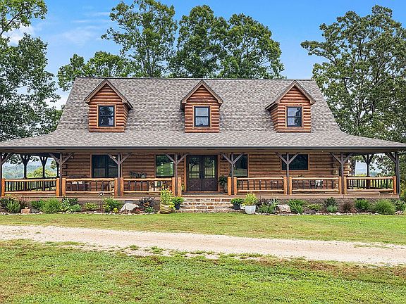 2nd image of 300 Elk Ridge Ln