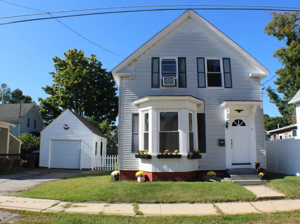 21 Silver Street, Rochester, NH 03867
