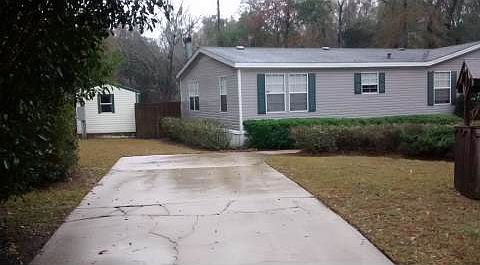 2nd image of 430 SW Aloe Ct