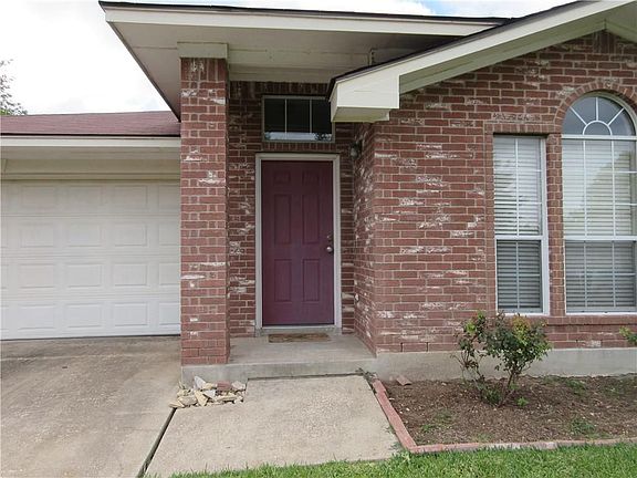 2nd image of 2412 Redwood Trce