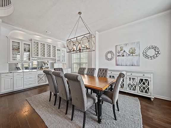 4th image of 6907 Spring Creek Ct