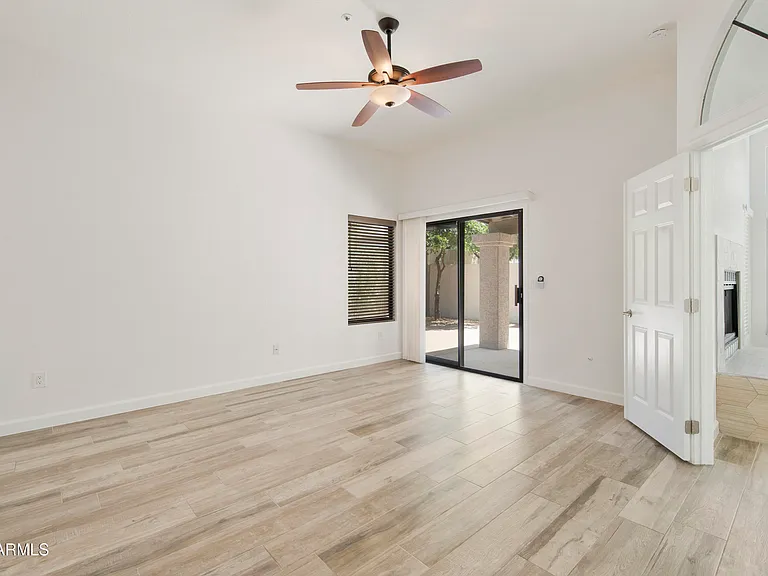 9505 N 106th Pl — Photo 12