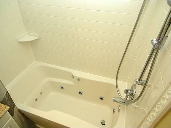 Whirlpool Tub