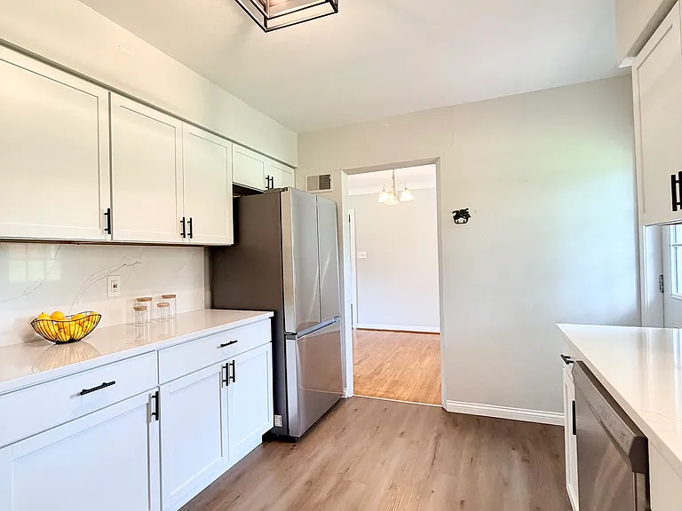 24 Lincord Dr — Photo 5