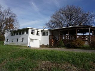 2106 Lower Clover Creek Rd, Williamsburg, PA 16693