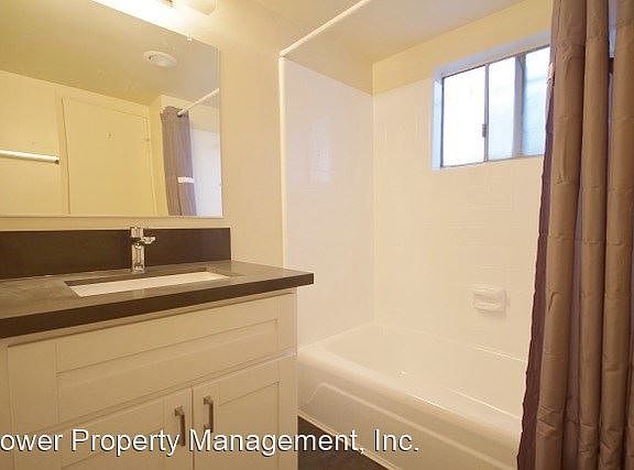 5th image of 13433 Roselle Ave #6090988