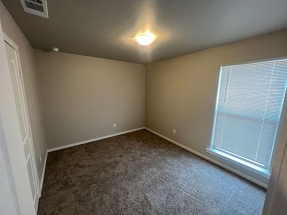 4th image of 3118 Urbana Pl