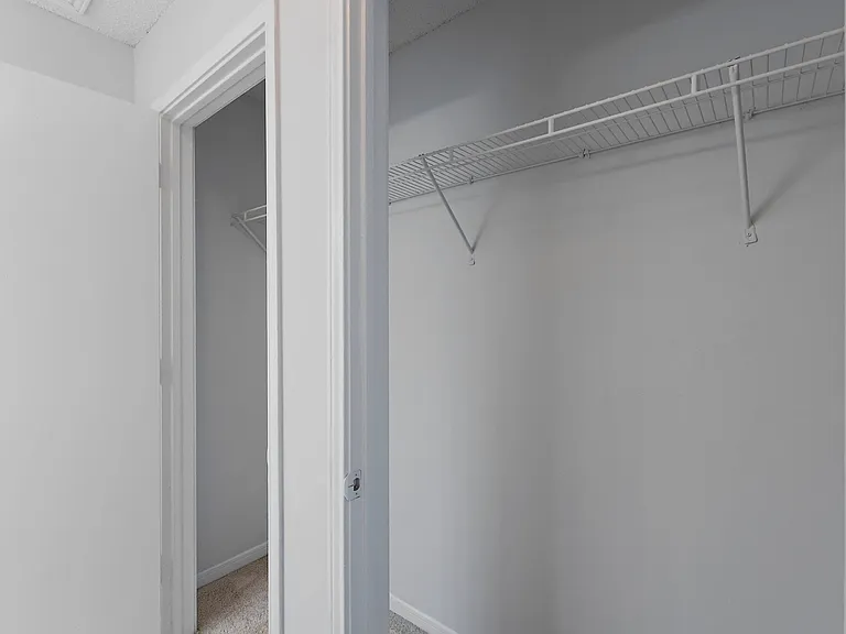 Cambridge Park Apartments — Photo 116