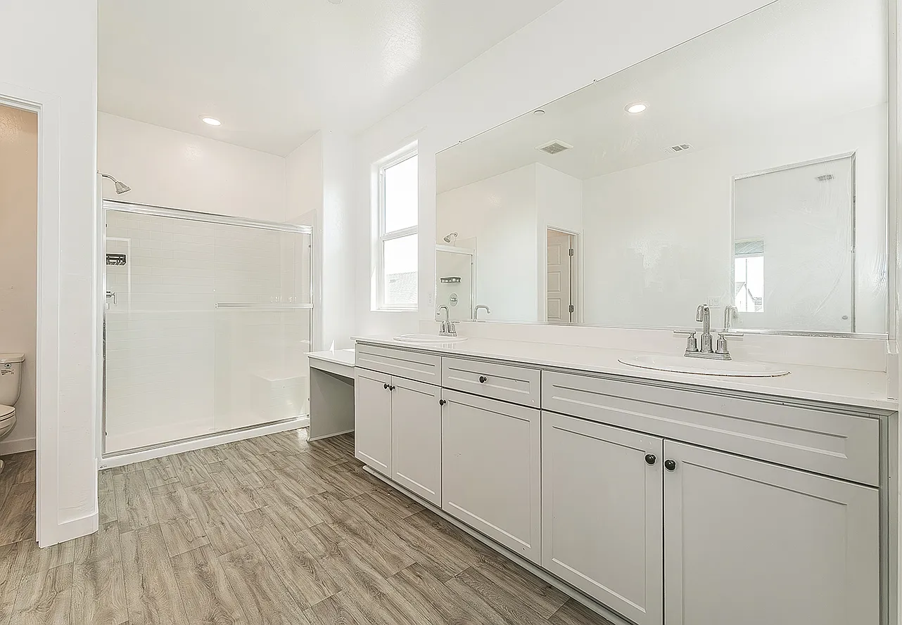 5 bed, 3403 sqft, $3,500 — Photo 2