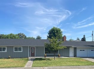 105 NE A St, College Place, WA