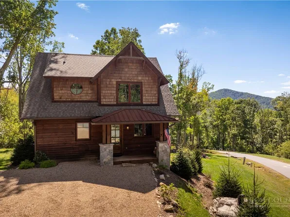 67 Tioga Drive, Banner Elk, NC 28604