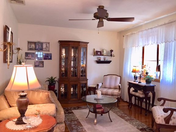 3rd image of 173 Atlantic Ave
