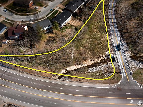 2nd image of 4598 Lemay Ferry Rd